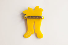 Load image into Gallery viewer, Strawberry Boots Brooch