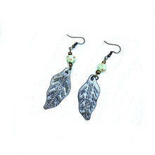 Load image into Gallery viewer, Metal Leaf Earrings