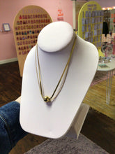 Load image into Gallery viewer, Elegant Statement Titanium Necklace