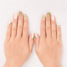 Load image into Gallery viewer, Au Pears Nail Wrap Kit | Nail Care Arts Tools Accessories | On-the-go Travel Kit