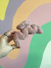 Load image into Gallery viewer, Fluffy Hair Claw