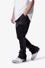 Load image into Gallery viewer, B118 Work Flare Denim - Black