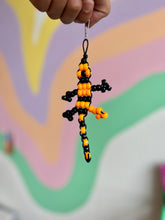 Load image into Gallery viewer, Lizard Beaded Keychain