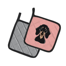 Load image into Gallery viewer, Checkerboard Pink Smooth Black and Tan Dachshund Pot Holders - Set of 2 - Heat-Resistant Kitchen Essentials BB1215PTHD