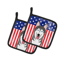 Load image into Gallery viewer, American Flag and Alaskan Malamute Pot Holders - Set of 2 - Heat-Resistant Kitchen Essentials BB2148PTHD