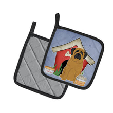 Load image into Gallery viewer, Dog House Collection Mastiff Pot Holders - Set of 2 - Heat-Resistant Kitchen Essentials BB2772PTHD