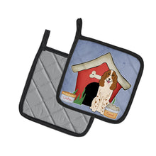 Load image into Gallery viewer, Dog House Collection Russian Spaniel Pot Holders - Set of 2 - Heat-Resistant Kitchen Essentials