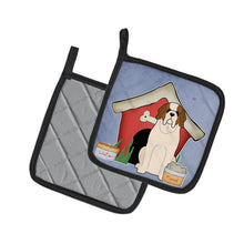 Load image into Gallery viewer, Dog House Collection Saint Bernard Pot Holders - Set of 2 - Heat-Resistant Kitchen Essentials BB2789PTHD