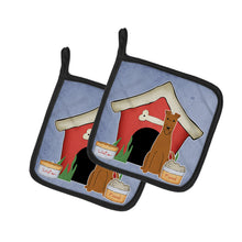 Load image into Gallery viewer, Dog House Collection Irish Terrier Pot Holders - Set of 2 - Heat-Resistant Kitchen Essentials