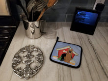 Load image into Gallery viewer, Dog House Collection German Shepherd Pot Holders - Set of 2 - Heat-Resistant Kitchen Essentials