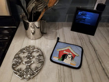 Load image into Gallery viewer, Dog House Collection Shih Tzu Black White Pot Holders - Set of 2 - Heat-Resistant Kitchen Essentials BB2842PTHD