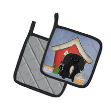 Load image into Gallery viewer, Dog House Collection Pekingnese Black Pot Holders - Set of 2 - Heat-Resistant Kitchen Essentials