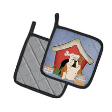 Load image into Gallery viewer, Dog House Collection English Bulldog Fawn White Pot Holders - Set of 2 - Heat-Resistant Kitchen Essentials