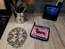 Load image into Gallery viewer, USA Patriotic Dachshund Pot Holders - Set of 2 - Heat-Resistant Kitchen Essentials BB3282PTHD