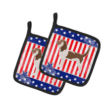 Load image into Gallery viewer, USA Patriotic Grand Basset Griffon Vendeen Pot Holders - Set of 2 - Heat-Resistant Kitchen Essentials BB3290PTHD