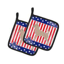 Load image into Gallery viewer, USA Patriotic Chihuahua Pot Holders - Set of 2 - Heat-Resistant Kitchen Essentials BB3350PTHD