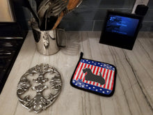 Load image into Gallery viewer, USA Patriotic Scottish Terrier Pot Holders - Set of 2 - Heat-Resistant Kitchen Essentials BB3369PTHD