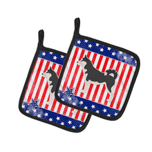 Load image into Gallery viewer, USA Patriotic Siberian Husky Pot Holders - Set of 2 - Heat-Resistant Kitchen Essentials BB3380PTHD