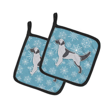 Load image into Gallery viewer, Winter Snowflake English Setter Pot Holders - Set of 2 - Heat-Resistant Kitchen Essentials BB3481PTHD