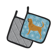 Load image into Gallery viewer, Winter Snowflake Bloodhound Pot Holders - Set of 2 - Heat-Resistant Kitchen Essentials BB3484PTHD