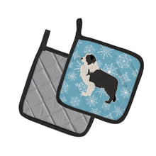 Load image into Gallery viewer, Winter Snowflake Black Border Collie Pot Holders - Set of 2 - Heat-Resistant Kitchen Essentials BB3523PTHD