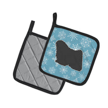 Load image into Gallery viewer, Winter Snowflake Puli Pot Holders - Set of 2 - Heat-Resistant Kitchen Essentials BB3563PTHD