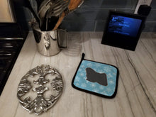 Load image into Gallery viewer, Winter Snowflake Puli Pot Holders - Set of 2 - Heat-Resistant Kitchen Essentials BB3563PTHD