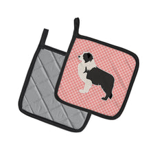 Load image into Gallery viewer, Black Border Collie Checkerboard Pink Pot Holders - Set of 2 - Heat-Resistant Kitchen Essentials BB3623PTHD