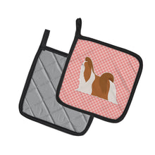 Load image into Gallery viewer, Shih Tzu Checkerboard Pink Pot Holders - Set of 2 - Heat-Resistant Kitchen Essentials BB3646PTHD