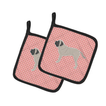 Load image into Gallery viewer, English Mastiff Checkerboard Pink Pot Holders - Set of 2 - Heat-Resistant Kitchen Essentials BB3656PTHD