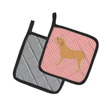 Load image into Gallery viewer, Fila Brasileiro Checkerboard Pink Pot Holders - Set of 2 - Heat-Resistant Kitchen Essentials BB3679PTHD