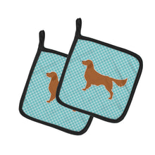 Load image into Gallery viewer, Golden Retriever  Checkerboard Blue Pot Holders - Set of 2 - Heat-Resistant Kitchen Essentials BB3704PTHD