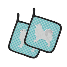 Load image into Gallery viewer, Samoyed Checkerboard Blue Pot Holders - Set of 2 - Heat-Resistant Kitchen Essentials BB3759PTHD