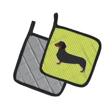 Load image into Gallery viewer, Dachshund Checkerboard Green Pot Holders - Set of 2 - Heat-Resistant Kitchen Essentials BB3782PTHD