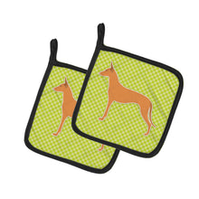 Load image into Gallery viewer, Pharaoh Hound Checkerboard Green Pot Holders - Set of 2 - Heat-Resistant Kitchen Essentials BB3788PTHD