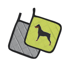 Load image into Gallery viewer, German Pinscher Checkerboard Green Pot Holders - Set of 2 - Heat-Resistant Kitchen Essentials BB3813PTHD