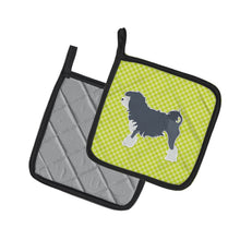 Load image into Gallery viewer, Lowchen Checkerboard Green Pot Holders - Set of 2 - Heat-Resistant Kitchen Essentials BB3835PTHD