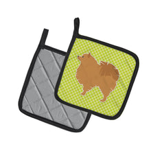 Load image into Gallery viewer, Pomeranian Checkerboard Green Pot Holders - Set of 2 - Heat-Resistant Kitchen Essentials BB3842PTHD