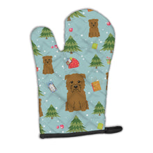Load image into Gallery viewer, Christmas Glen of Imal Tan Oven Mitt BB4720OVMT