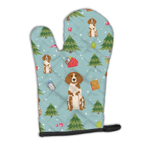 Load image into Gallery viewer, Christmas Brittany Spaniel Oven Mitt BB4732OVMT