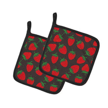 Load image into Gallery viewer, Strawberries on Gray Pot Holders - Set of 2 - Heat-Resistant Kitchen Essentials BB5137PTHD