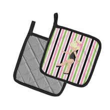 Load image into Gallery viewer, Ballerina Blonde Point Pot Holders - Set of 2 - Heat-Resistant Kitchen Essentials BB5160PTHD