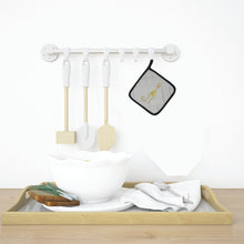 Load image into Gallery viewer, Alphabet G for Giraffe Pot Holders - Set of 2 - Heat-Resistant Kitchen Essentials BB5732PTHD
