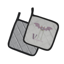Load image into Gallery viewer, Alphabet V for Vampire Bat Pot Holders - Set of 2 - Heat-Resistant Kitchen Essentials BB5747PTHD
