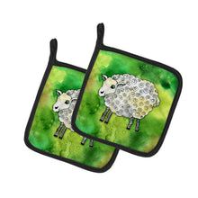 Load image into Gallery viewer, Irish Sheep Pot Holders - Set of 2 - Heat-Resistant Kitchen Essentials BB5768PTHD