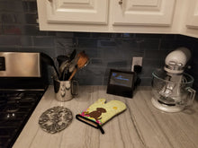 Load image into Gallery viewer, Easter Eggs Chocolate Labrador Oven Mitt BB6056OVMT
