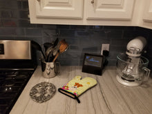 Load image into Gallery viewer, Easter Eggs Wire Fox Terrier Oven Mitt BB6101OVMT