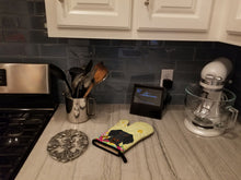 Load image into Gallery viewer, Easter Eggs Wire Haired Dachshund Black Tan Oven Mitt BB6127OVMT