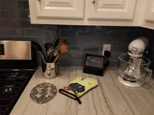 Load image into Gallery viewer, Easter Eggs Wire Haired Dachshund Dapple Oven Mitt BB6128OVMT