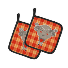 Load image into Gallery viewer, Ram with a Heart Pot Holders - Set of 2 - Heat-Resistant Kitchen Essentials BB6738PTHD